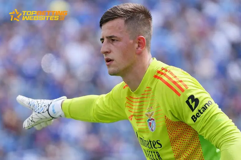 Juve Make a Play for Benfica’s Trubin as Villa and Real Lurk