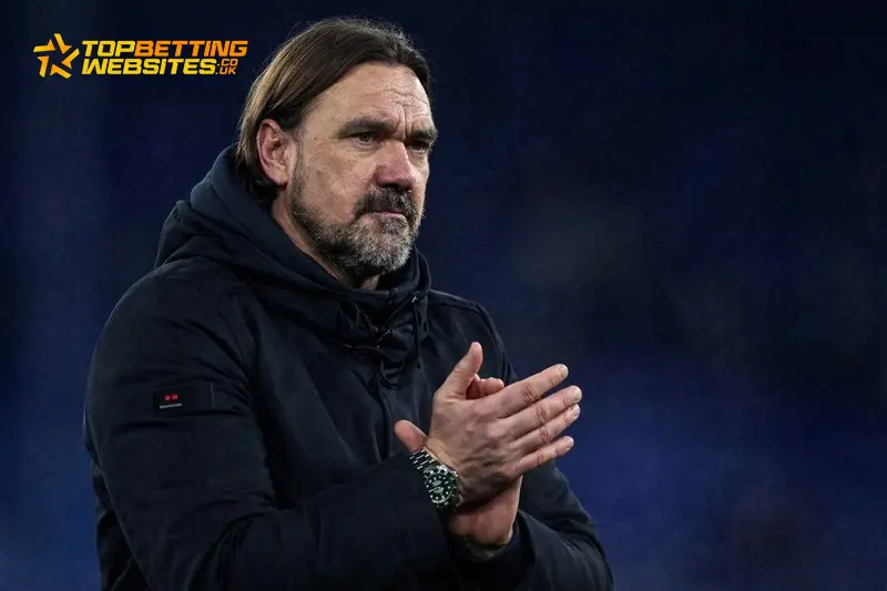 Leeds ready to pounce as Scienza hints at Elland Road switch